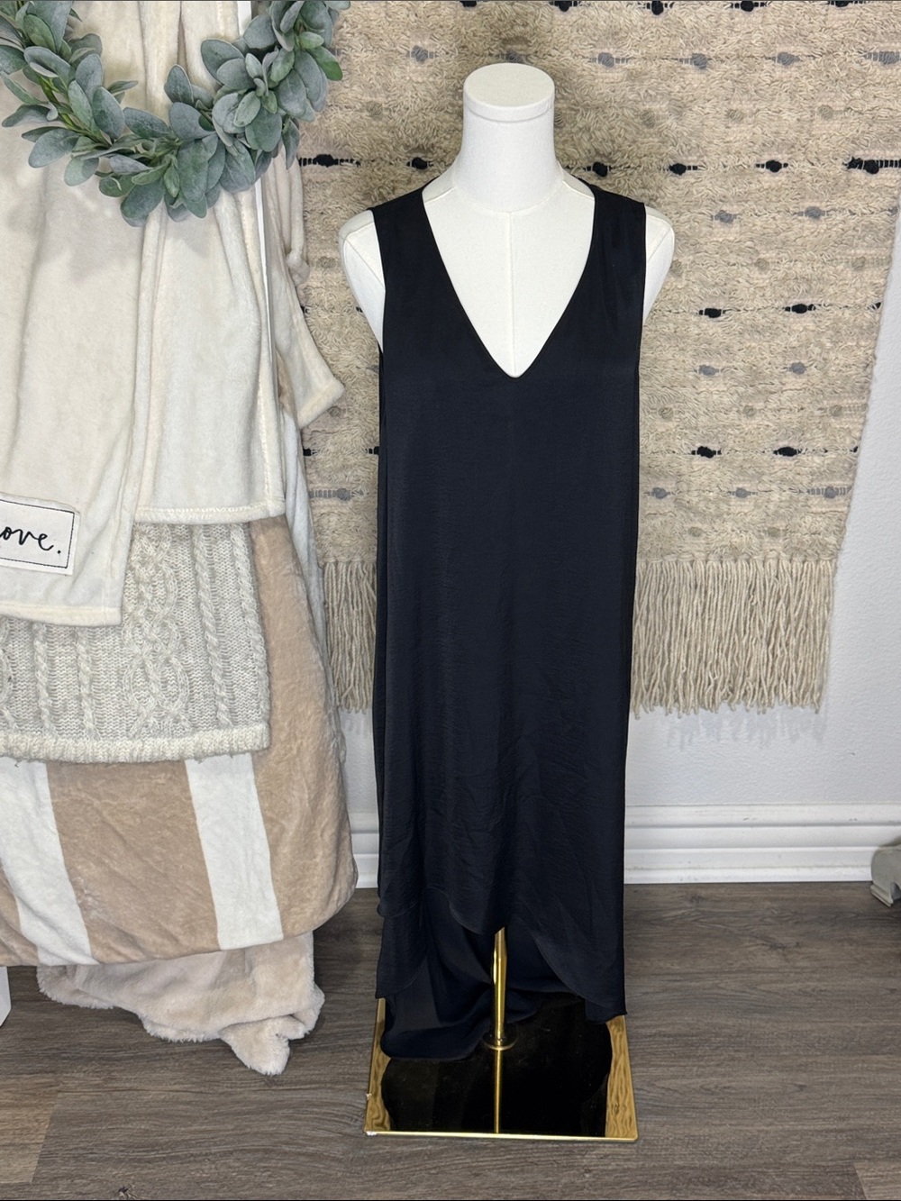 BCBGMaxAzria Black Sleeveless Avery maxi asymmetrical dress  size xs